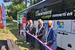 Le 1er autocar rétrofité électrique homologué en série pour le transport de voyageurs 