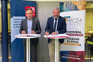 Signature de la convention entre la FAFCEA et la Caisse des Dépôts