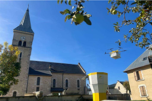 Drone La Poste dans le Vercors 