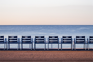 La Méditerranée vue de la Promenade des Anglais à Nice 