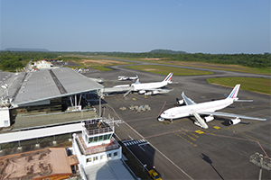 Vue générale de l’aéroport Félix-Éboué à Cayenne 