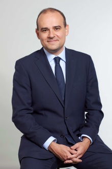 Portrait d'Alexandre Holroyd, Président de la Commission de surveillance, Député de la 3e circonscription des Français établis hors de France