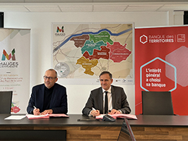 Signature des Aqua Prêts avec Mauges Communauté 