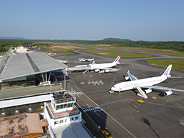 Vue générale de l’aéroport Félix-Éboué à Cayenne 