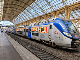 TER en gare de Nice Ville 
