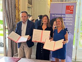 Signature de la convention d’objectifs et de performance 2023-2025 pour la gestion de Mon Compte Formation
