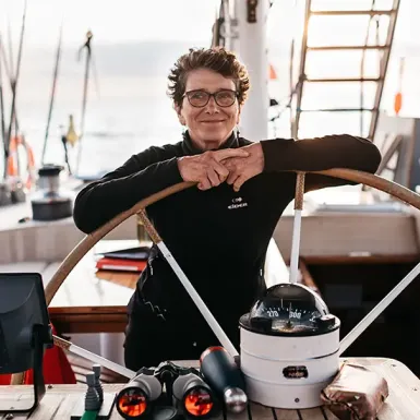 portrait de la navigatrice et présidente de WWF France Isabelle Autissier