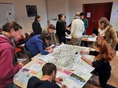 Photo de l'atelier participatif avec l'outil ETAPE Paysages. 